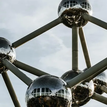 Brussels Guest House Homestay